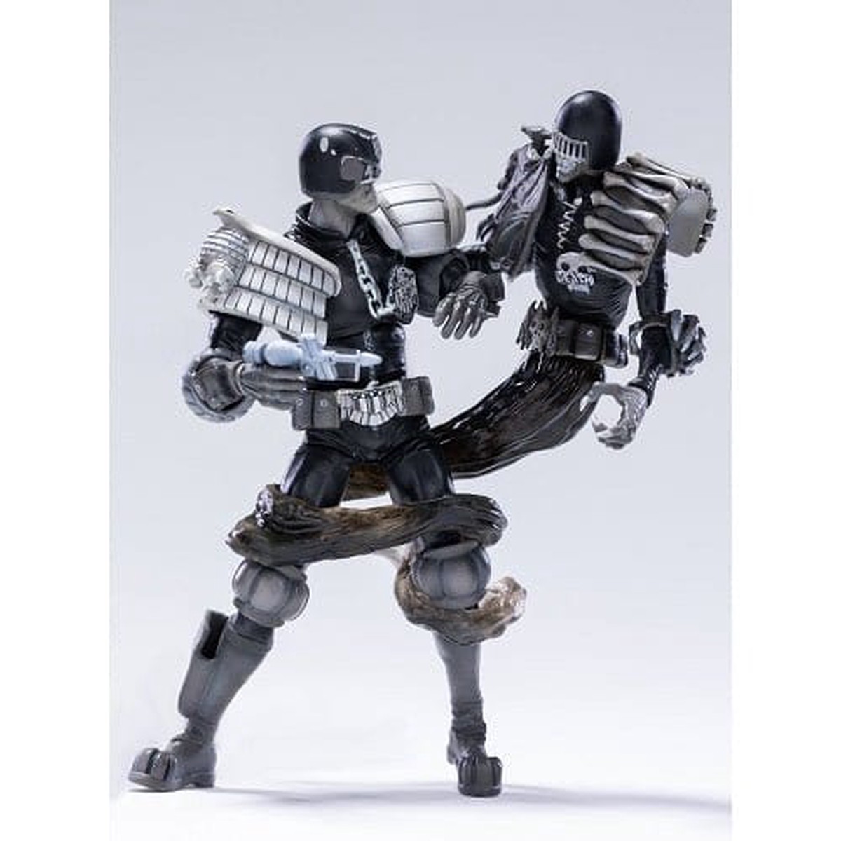 SDCC 2022 Judge Dredd VS Judge Death Black & White 1/18 Scale Figure 2 Pack